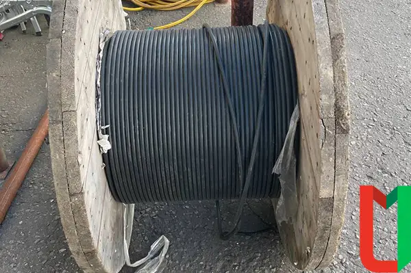 Силовой кабель АС 3х240 мм